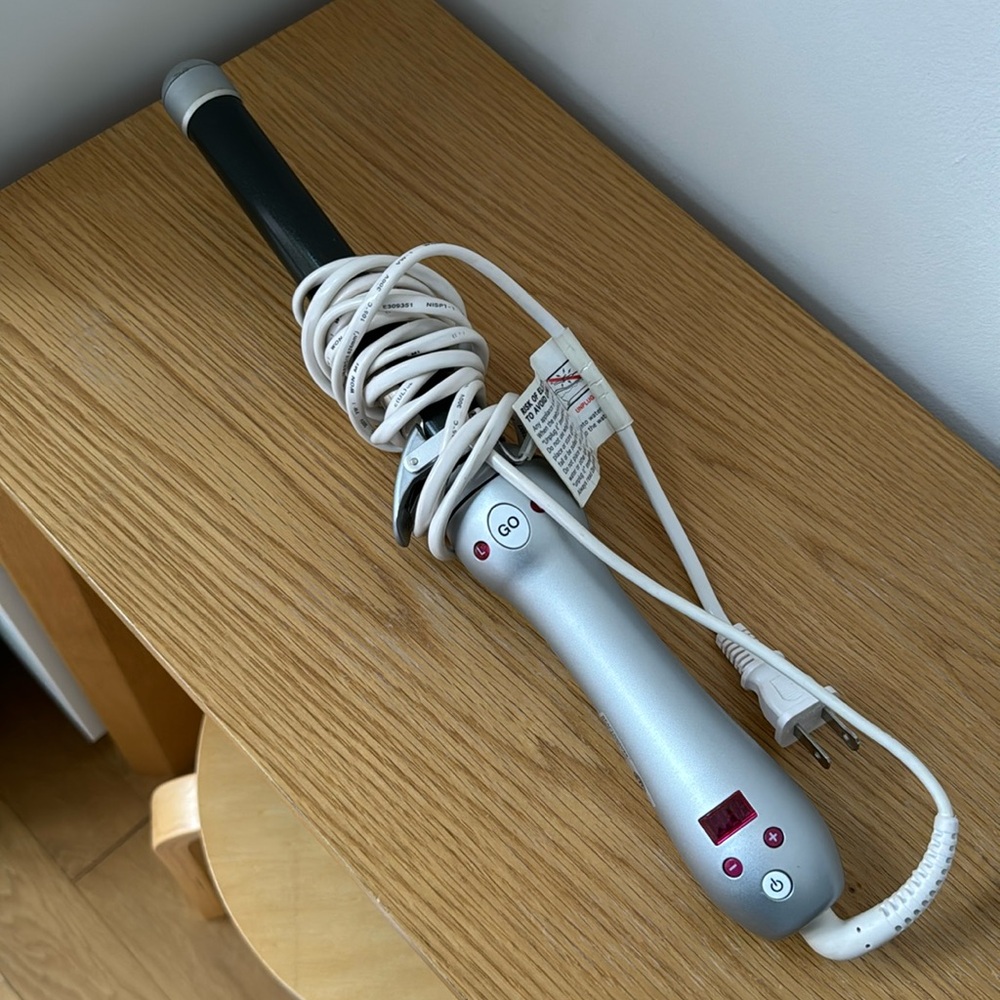 The Beachwaver Co. 1” barre